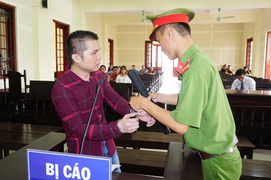 Nam thanh niên đi buôn ma túy để thỏa mãn cơn nghiện