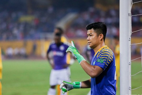 Thủ môn Vũ Hải mong muốn gắn bó lâu dài với SLNA 