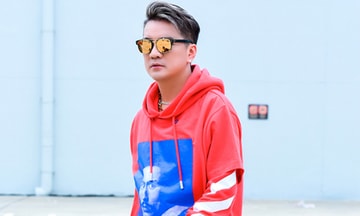 Đàm Vĩnh Hưng 'hồi teen' với phong cách thời trang như thuở đôi mươi