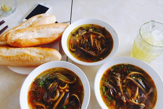 Súp lươn Nghệ An được đưa vào thực đơn hệ thống khách sạn 5 sao ở TP. Hồ Chí Minh