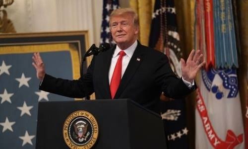 Mỹ công bố áp thuế nhập khẩu với 200 tỷ USD hàng Trung Quốc