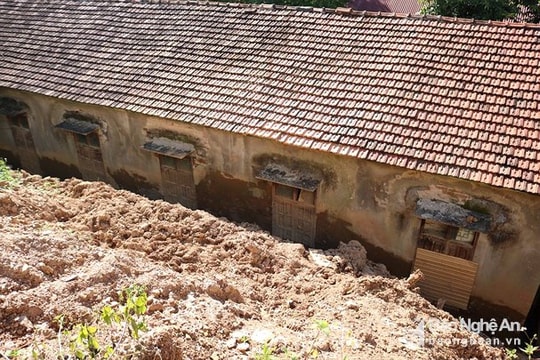 Lập đoàn đánh giá sạt lở đất đe dọa cuộc sống 197 hộ dân ở huyện biên giới Kỳ Sơn