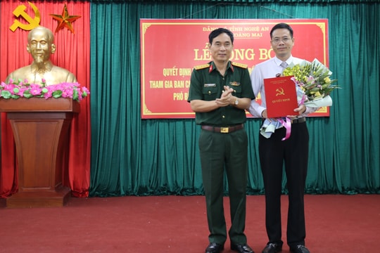 Công bố quyết định điều động, chỉ định giữ chức Phó Bí thư Thị ủy Hoàng Mai