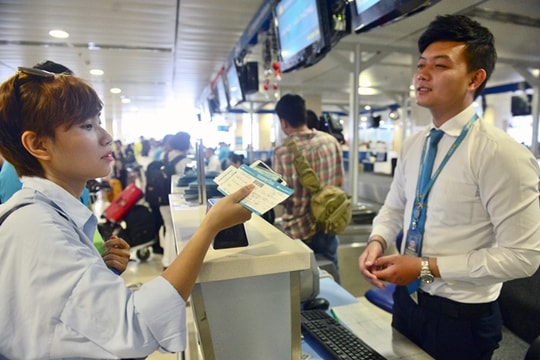 Giá vé máy bay Tết tăng cao