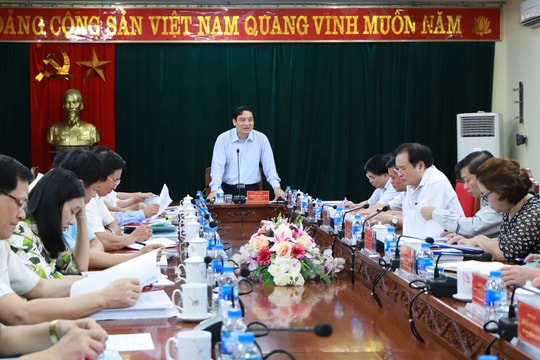 Bí thư Tỉnh ủy: Không để 'thủ tục này đợi thủ tục kia' khi giải quyết cho nhà đầu tư