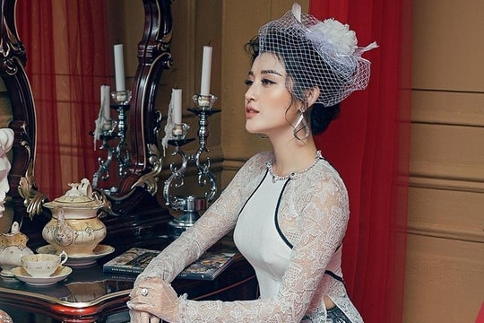 Á hậu Huyền My đẹp phong cách hoàng gia với áo dài