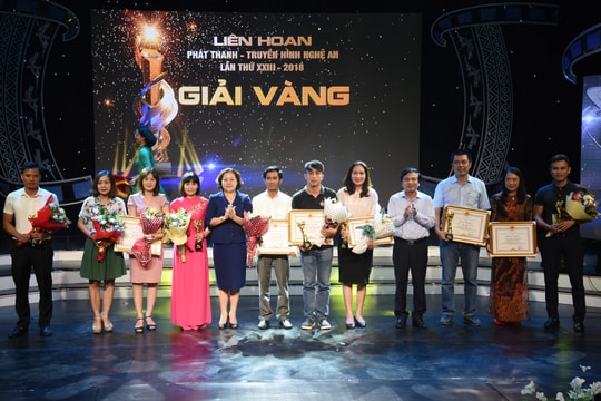 Trao giải Liên hoan Phát thanh - Truyền hình Nghệ An lần thứ 23