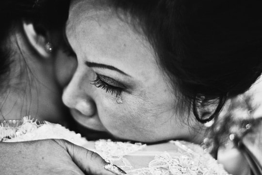 Con gái lấy chồng xa