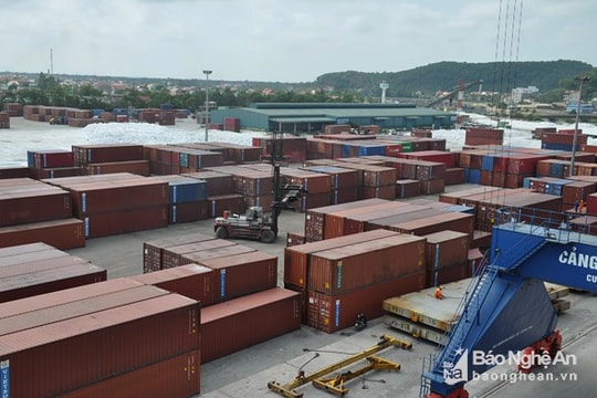 Hải quan Nghệ An thu ngân sách 9 tháng đạt trên 1.212 tỷ đồng