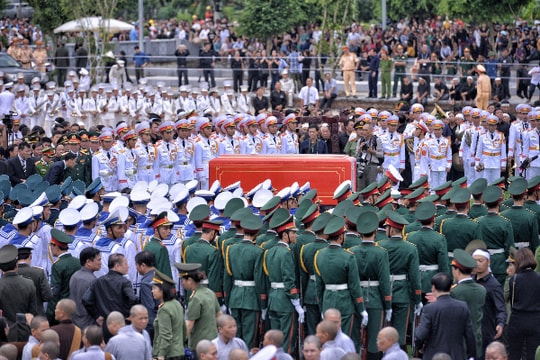 Lễ an táng Chủ tịch nước Trần Đại Quang tại quê nhà