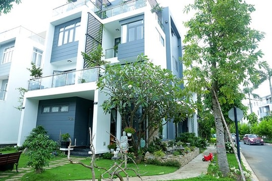 Biệt thự hơn 20 tỷ Quách Thành Danh mua cho vợ trẻ và 4 con