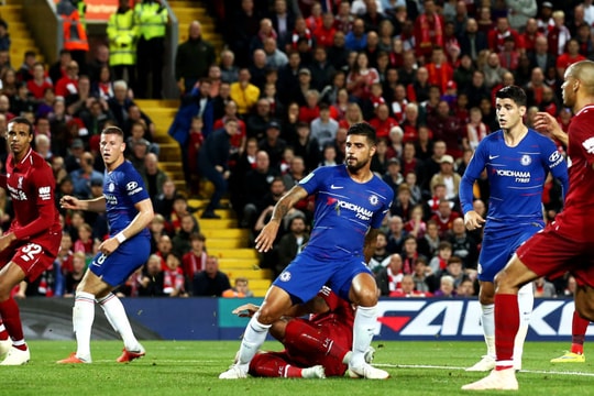 Bị loại khỏi League Cup là điều tốt cho Liverpool?