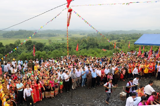 Cận cảnh lễ tế thần trong hội Bươn Xao có duy nhất ở xứ Nghệ