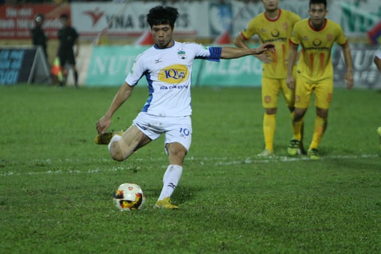 Thống kê danh sách ghi bàn, kiến tạo V-League 2018: Hướng về CP10