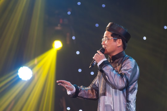 Đằm thắm đêm nhạc “Tìm về câu ví giặm” của Nghệ sỹ nhân dân Tiến Dũng