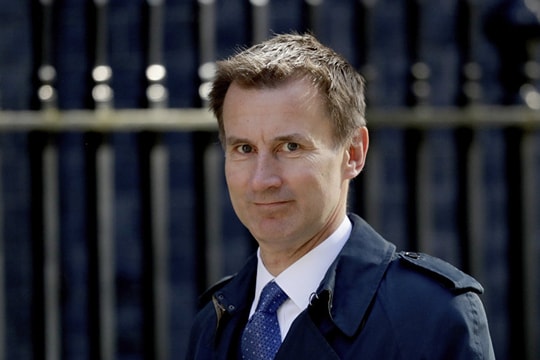 Anh đe dọa Nga “trả giá cao” khi sử dụng vũ khí hóa học