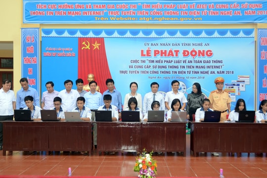 Phát động thi tìm hiểu pháp luật ATGT và cung cấp, sử dụng thông tin trên internet