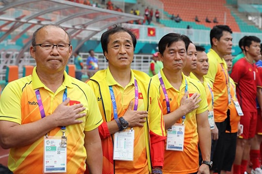 HLV Park triệu tập 29 cầu thủ chuẩn bị AFF Cup 2018; U19 Việt Nam nhận tin rất vui