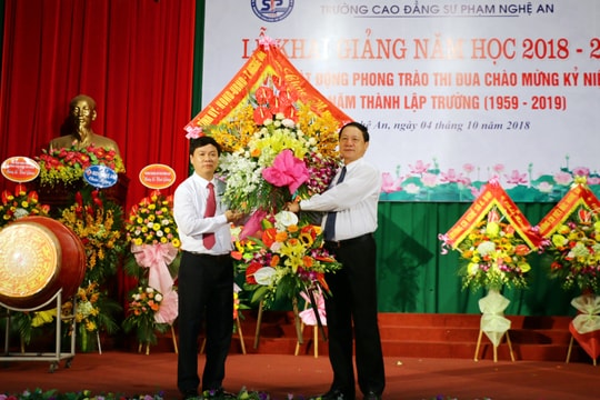 Trường CĐ Sư phạm Nghệ An khai giảng năm học mới