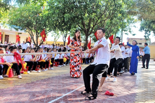 Chăm sóc, bảo vệ thế hệ tương lai với BHYT học sinh, sinh viên