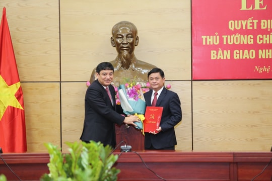 Bộ Chính trị và Thủ tướng Chính phủ chuẩn y Phó Bí thư, Chủ tịch UBND tỉnh Nghệ An