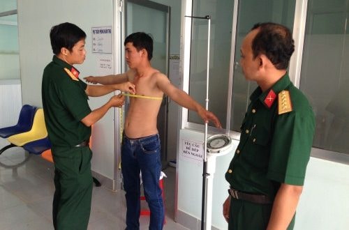 Không đủ sức khỏe, nam sinh Nghệ An trượt Trường Sĩ quan Thông tin