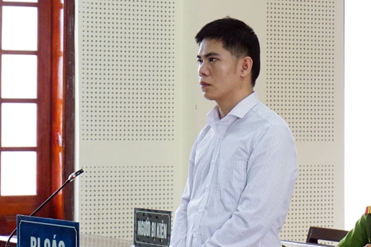 Cho bạn vay tiền, lấy ma túy để “thế chấp“