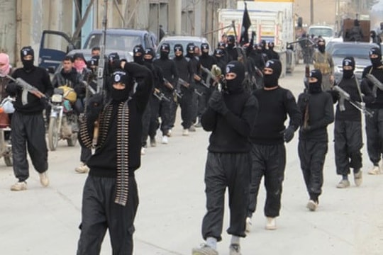 IS bắt cóc hàng trăm người ở Đông Syria; Indonesia lại xảy ra động đất