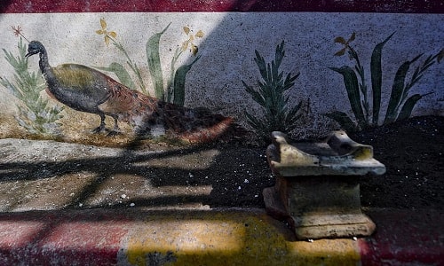 Điện thờ La Mã nguyên vẹn như mới dưới tro núi lửa 2.000 năm