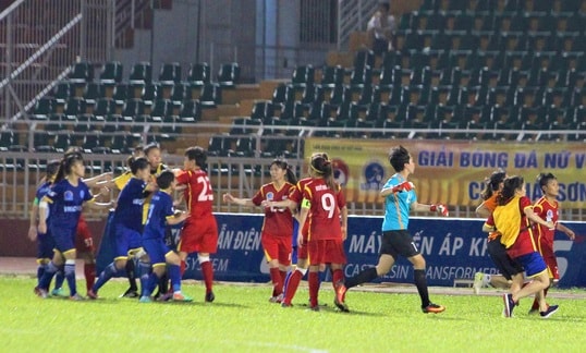 VFF ra một loạt án phạt sau sự cố nữ cầu thủ ẩu đả