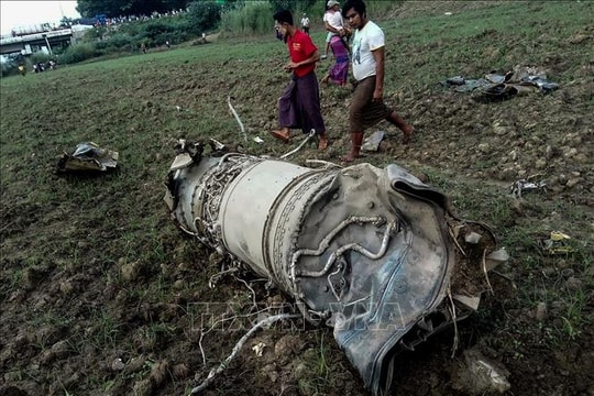 Nga có kế hoạch loại bỏ giao dịch bằng USD; Rơi 2 máy bay quân sự ở Myanmar