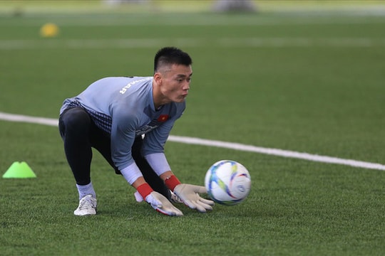 Bùi Tiến Dũng đang tự gạch tên mình?