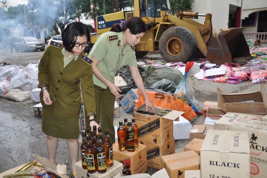 Công bố quyết định thành lập Cục Quản lý thị trường Nghệ An