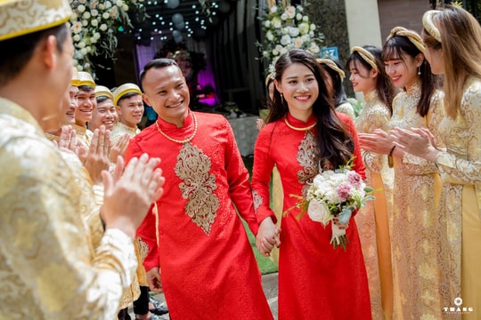 Cựu đội trưởng SLNA được đặc cách cho về nước sớm để tổ chức hôn lễ