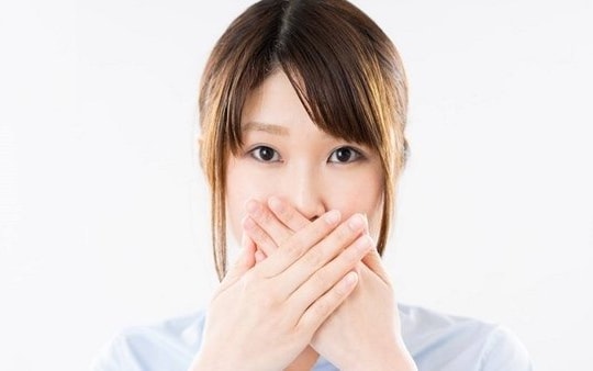 5 mẹo đơn giản chữa hôi miệng rất hiệu quả