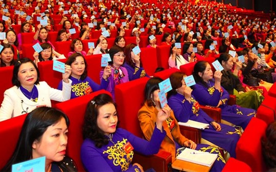 Cán bộ nữ dưới 40 tuổi sẽ thí điểm tập sự làm thứ trưởng 