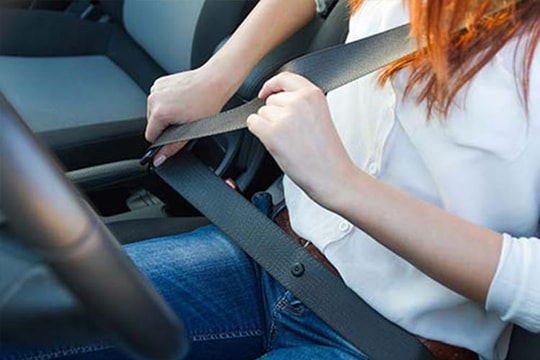 5 kỹ năng để sống sót khi đi ô tô gặp tai nạn