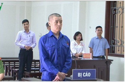 Rút trộm tiền ATM, thanh niên lĩnh 14 năm tù