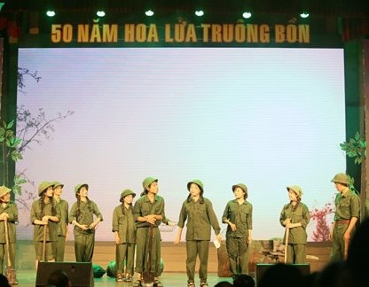 Xúc động chương trình nghệ thuật: “50 năm hoa lửa Truông Bồn“