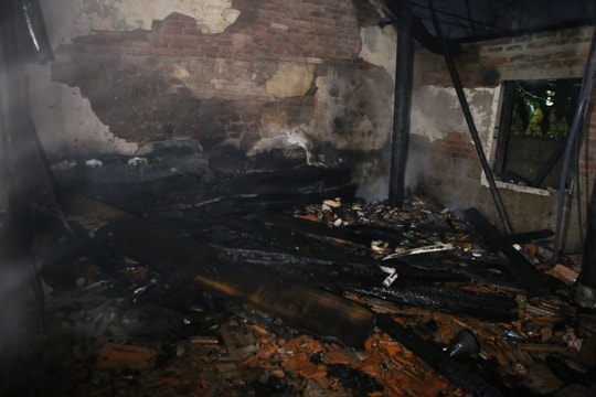 Hai vụ cháy lớn trong đêm tại Thành phố Vinh