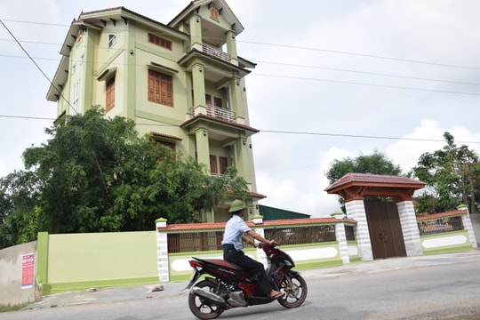 Hơn 200 triệu USD gửi về huyện lúa Nghệ An mỗi năm