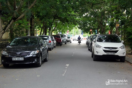 Người dân các huyện mua ô tô có thể nộp lệ phí trước bạ tại thành phố Vinh