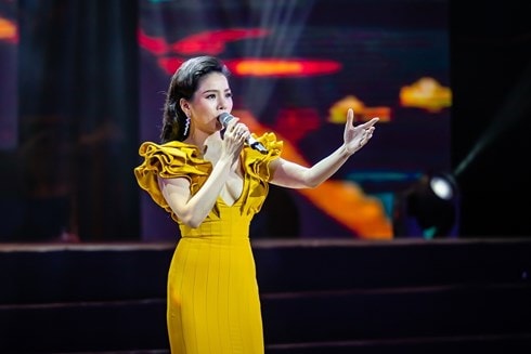 Lệ Quyên hòa giọng với 3 “người tình âm nhạc” khiến khán giả mê đắm