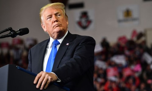 Trump dọa không cấp quốc tịch cho trẻ em nhập cư sinh ra tại Mỹ