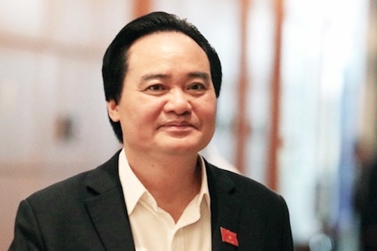 Chủ tịch Quốc hội yêu cầu Bộ trưởng GD-ĐT không đổ cho cấp dưới về quy định gây tranh cãi