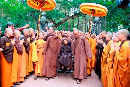 Thiền sư Thích Nhất Hạnh ở lại chùa Từ Hiếu đến khi viên tịch