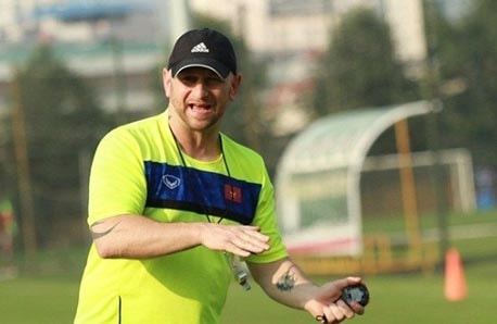 ĐT Việt Nam có hàng “khủng” từ Real Madrid; Ronaldo và Man City đẩy Mourinho sang Real?