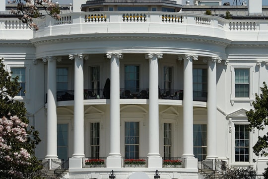 Hoa Kỳ miễn trừ tám quốc gia khỏi lệnh trừng phạt chống Iran