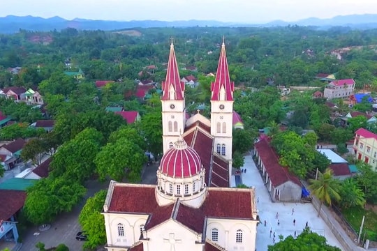 Bình yên xứ đạo Lãng Điền