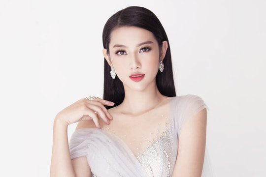 Thùy Tiên khoe sắc vóc chuẩn trong bộ ảnh mới